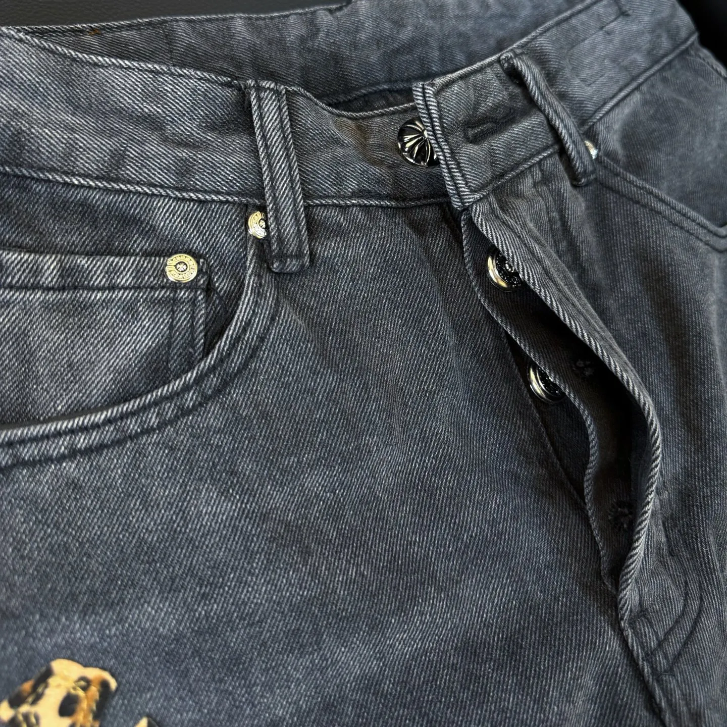 P260 model number: D317 Chrome Hearts gray striped jeans SIZE #28 30 32 34